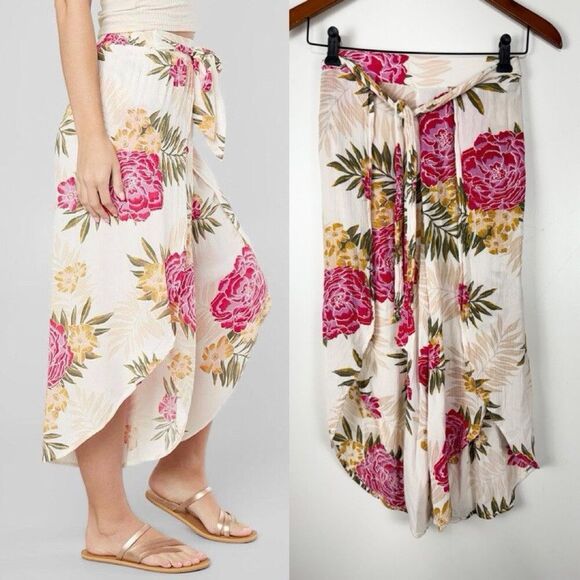 Billabong Small Capri Skies Pant Floral Beach flyaway Cover up tropical print - Picture 1 of 9